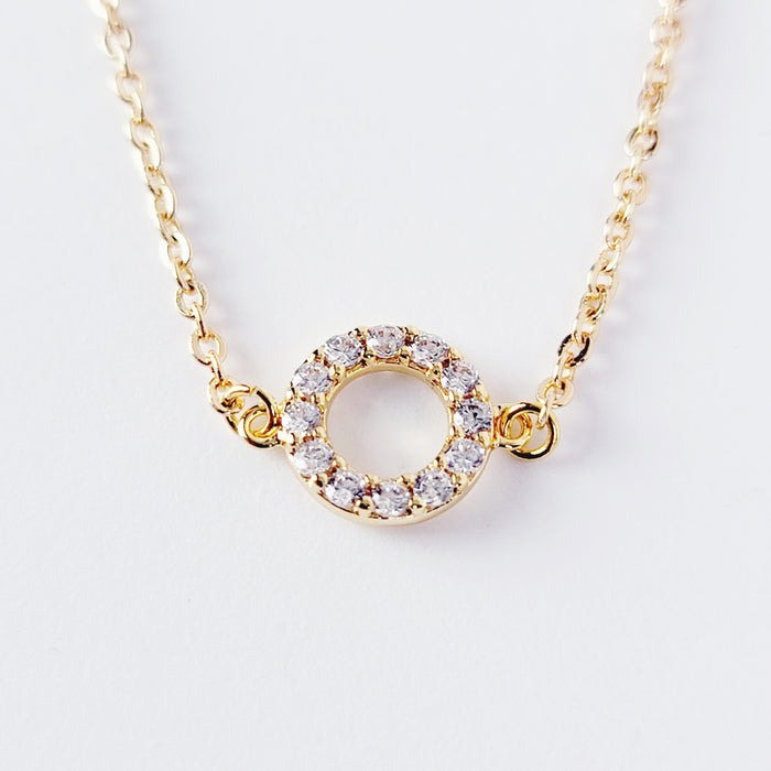 Discreet Day Collar for BDSM Submissive. 18K Gold Sparkling Circle of O.