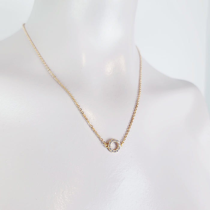 Discreet Day Collar for BDSM Submissive. 18K Gold Sparkling Circle of O.