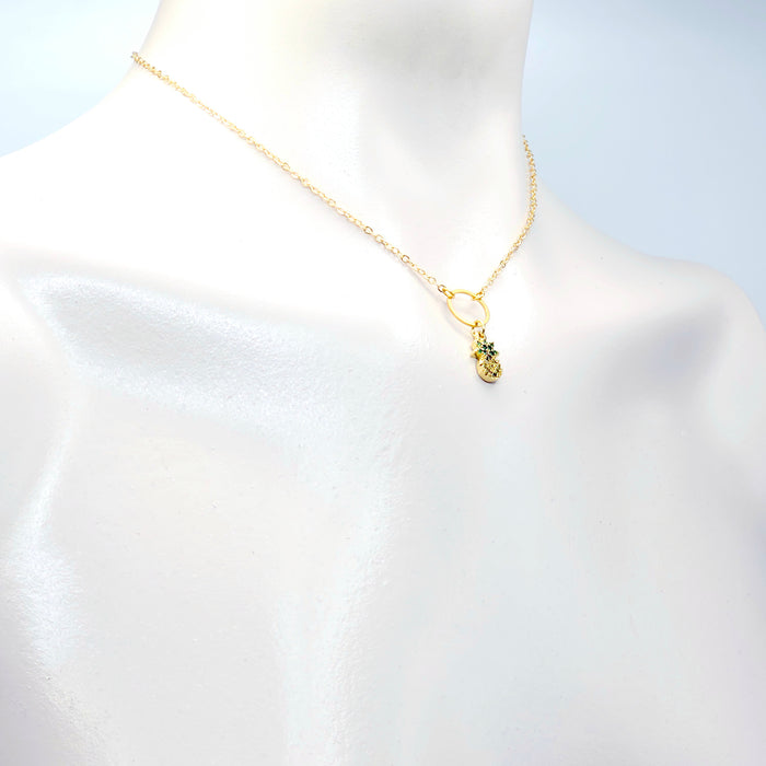 Discreet Day Collar with Pineapple. 18K Gold Circle of O Choker Necklace.