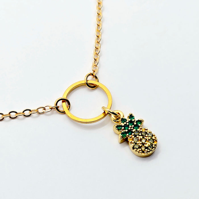 Discreet Day Collar with Pineapple. 18K Gold Circle of O Choker Necklace.