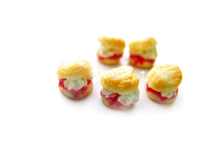 English Crumpet with Jam and Clotted Cream Charm - Sucre Sucre Miniatures