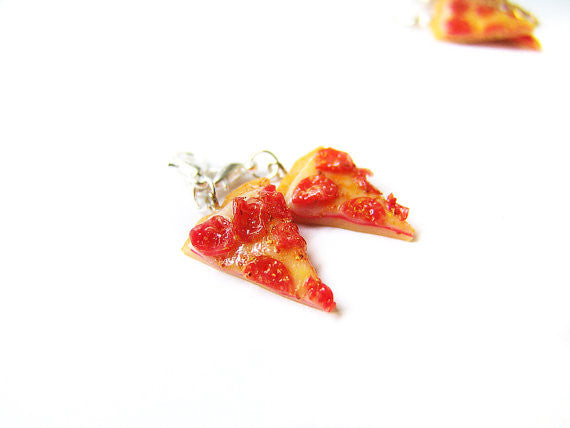 Pepperoni Pizza Charm - Sucre Sucre Miniatures